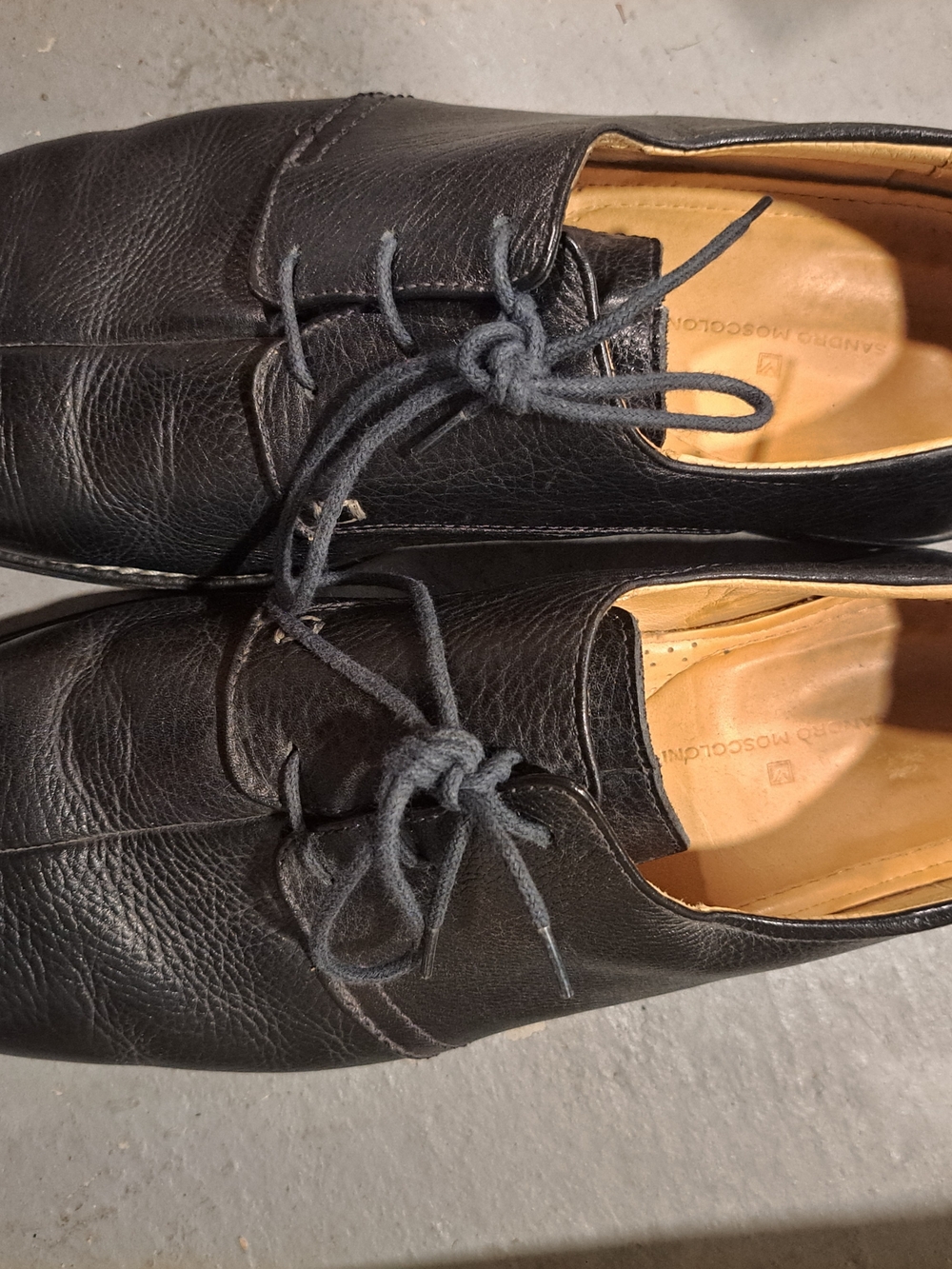 Sandro Moscoloni Black Leather Lace-Up Oxfords